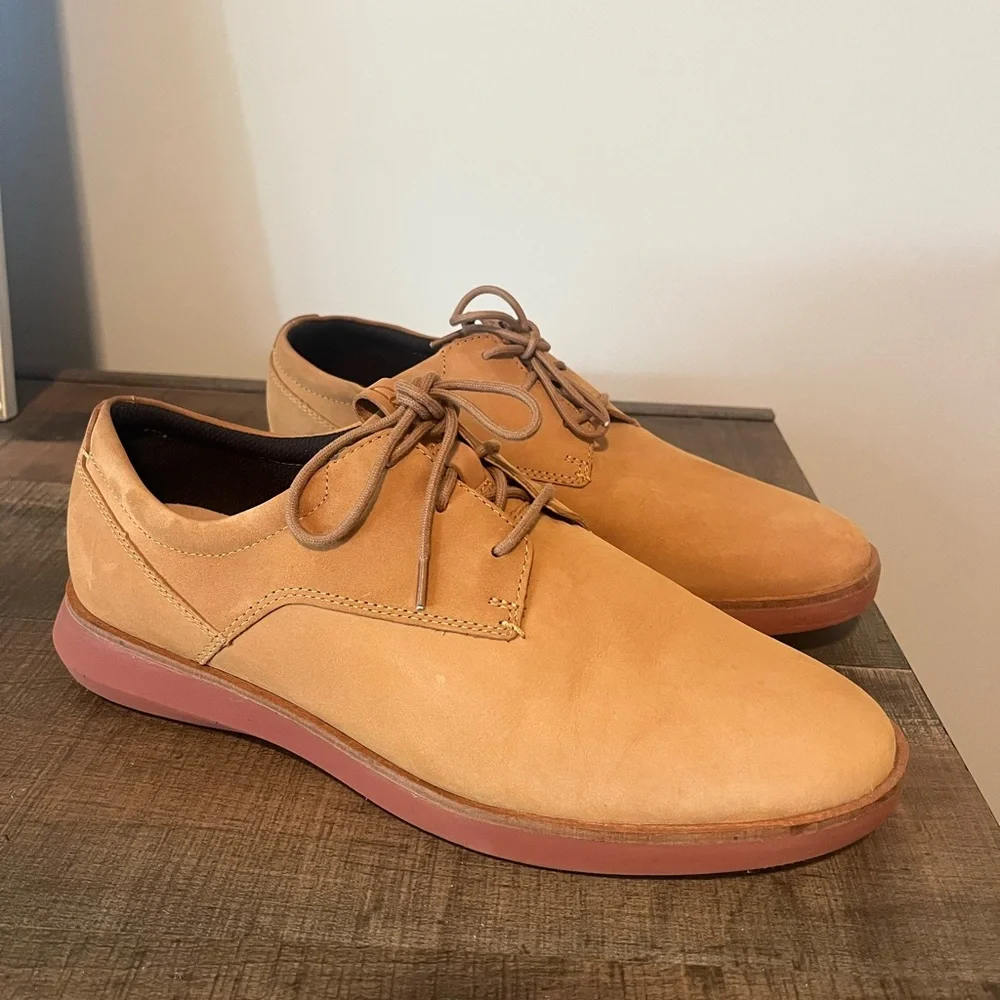 Clarks Active Air Men’s Tan Suede Lace-Up Casual Derby Shoes Size 10